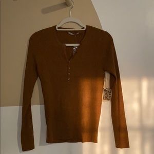 Nice fall ribbed long sleeve